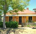 Cooma Cottage - Nambucca Heads Accommodation