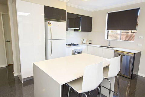Astina Serviced Apartments Parkside - Nambucca Heads Accommodation 4