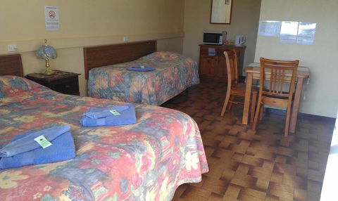 Goolgowi Highway Motel - Nambucca Heads Accommodation 3
