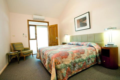 Gundaroo Colonial Inn - Nambucca Heads Accommodation 3