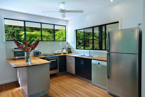 Misty Mountains Rainforest Retreat - Nambucca Heads Accommodation 6