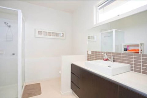 Four Kings Apartments - Nambucca Heads Accommodation 3