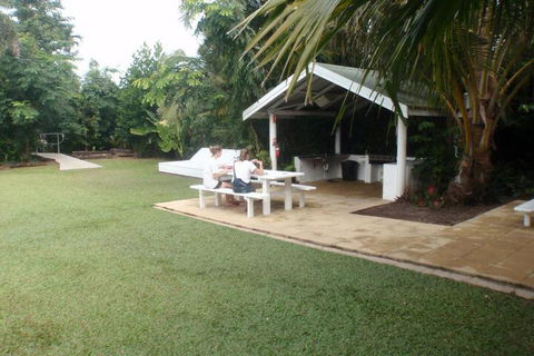 Absolute Backpackers Mission Beach - Nambucca Heads Accommodation 1