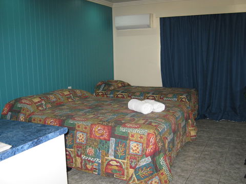 Emu Park Motel - Nambucca Heads Accommodation 5