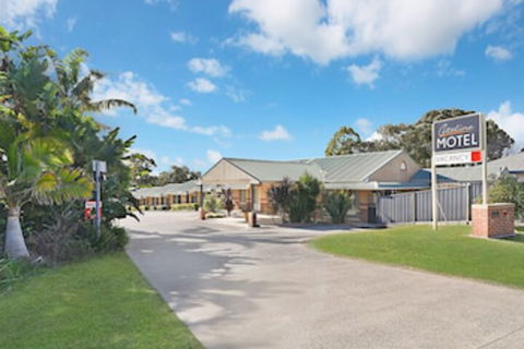 Catalina Motel Lake Macquarie - Nambucca Heads Accommodation 0