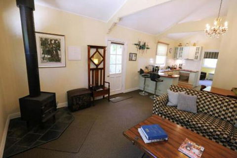 Mirkwood Forest Self Contained Spa Cottages - Nambucca Heads Accommodation 4