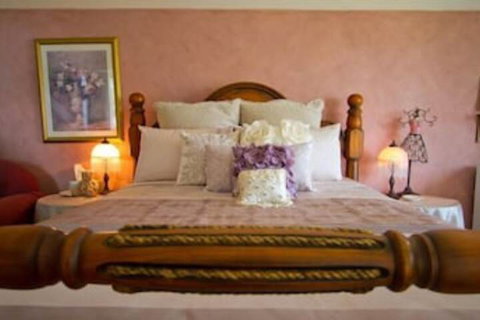 Bimbadeen Mountain Retreat - Nambucca Heads Accommodation 7