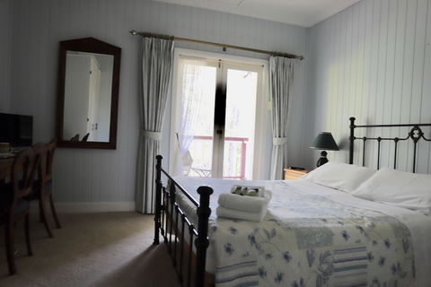 Hilltop On Tamborine - Nambucca Heads Accommodation 2