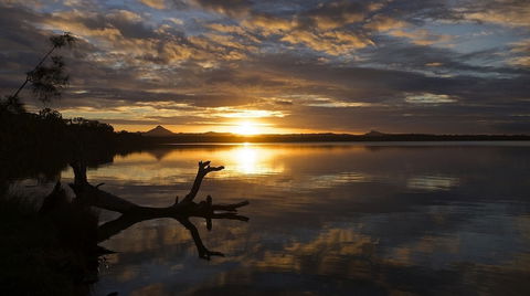Lake Weyba Cottages - Nambucca Heads Accommodation 0