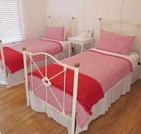 The Little Red Hen Bed  Breakfast - Nambucca Heads Accommodation