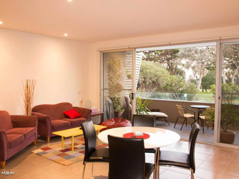 Westend Apartment At The Beach - Nambucca Heads Accommodation 5