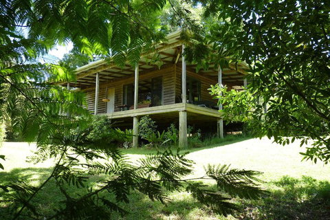 Bellthorpe Stays - Nambucca Heads Accommodation 1