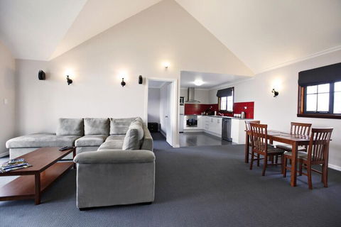 Scarlet Woods Chalets - Nambucca Heads Accommodation 5