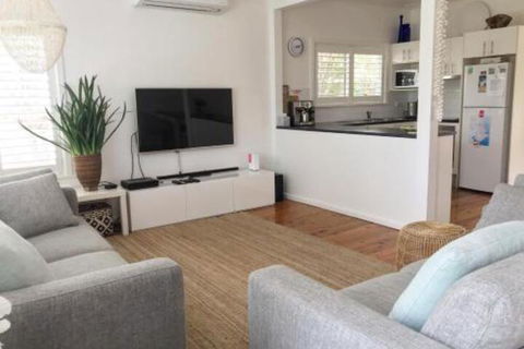 The Seaside Beachhouse Mollymook - Nambucca Heads Accommodation 5