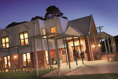 Cleveland Winery - Nambucca Heads Accommodation 1