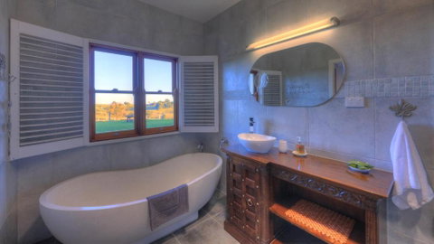Bridle Guesthouse - Nambucca Heads Accommodation 2
