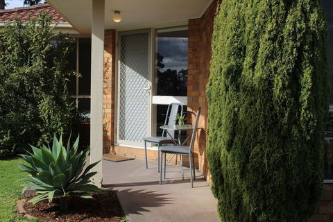Australian Home Away At East Doncaster Andersons Creek 1 - Nambucca Heads Accommodation 2