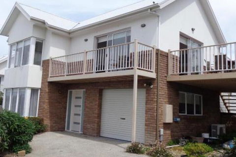 Chapman Street Townhouse Bellerive HobartTasmania - Nambucca Heads Accommodation 6