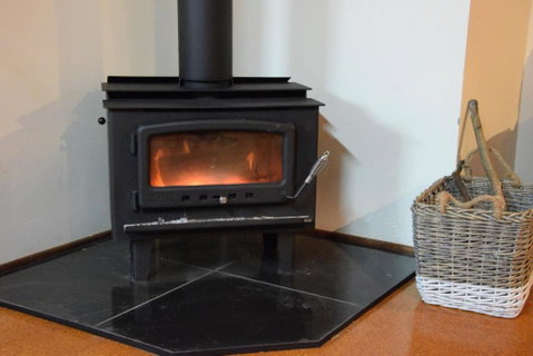 McCarthy Lake House - Nambucca Heads Accommodation 2