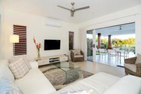 4 Cascade House Luxury Holiday Home - Nambucca Heads Accommodation 7