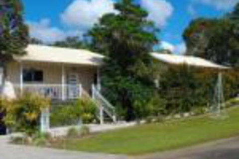 Tinaroo Sunset Retreat - Nambucca Heads Accommodation 0