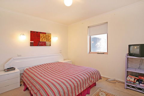 Two Bays Apartments - Nambucca Heads Accommodation 1