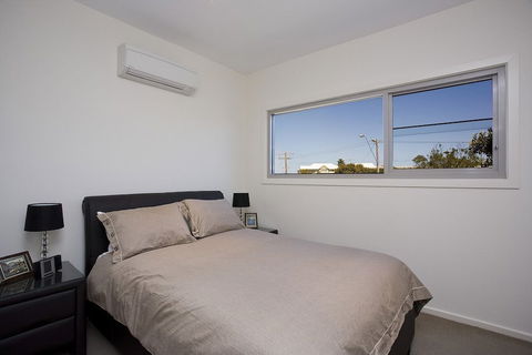 Two Bays Apartments - Nambucca Heads Accommodation 3