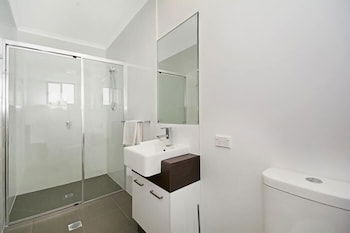 Cooroy Luxury Motel Apartments Noosa - Nambucca Heads Accommodation 6