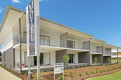 Cooroy Luxury Motel Apartments Noosa - Nambucca Heads Accommodation 1
