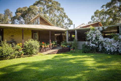 The Burrow At Wombat Bend - Nambucca Heads Accommodation 1