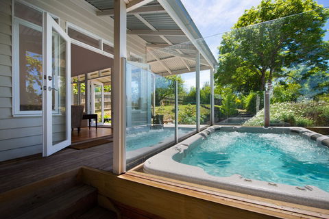 Sades - Nambucca Heads Accommodation 1