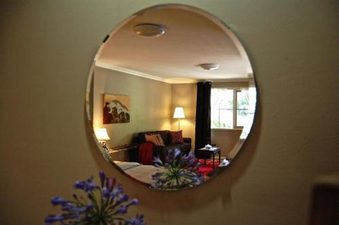 Mount Evelyn Retreat - Nambucca Heads Accommodation 6
