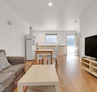 Adelaide Holiday Homes - Nambucca Heads Accommodation