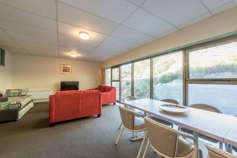 Falls Creek Country Club - Nambucca Heads Accommodation 2