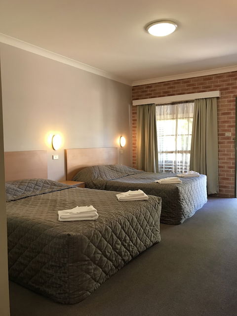 Country Gardens Motor Inn - Nambucca Heads Accommodation 2
