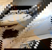 5 Rooms At The Stirling Hotel - Nambucca Heads Accommodation