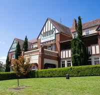 Wallacia Hotel - Nambucca Heads Accommodation