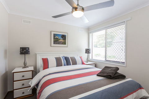 Beachfront Cottages Torquay - Nambucca Heads Accommodation 1