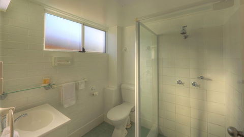 The Vines Motel And Cottages - Nambucca Heads Accommodation 4