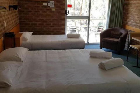Corowa Golf Club Motel - Nambucca Heads Accommodation 3