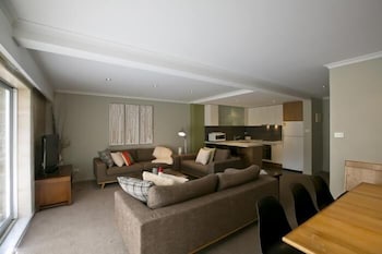 Altitude Apartments - Nambucca Heads Accommodation 0