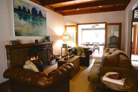 Braeside Mt Macedon Country Retreat & Bed & Breakfast - Nambucca Heads Accommodation 6