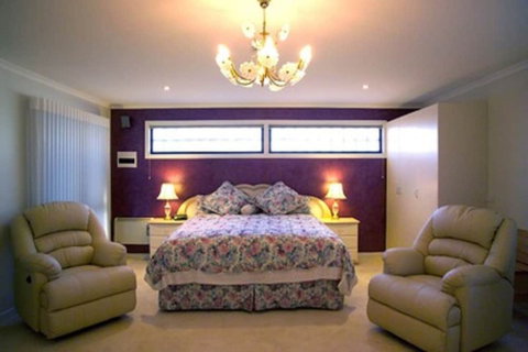 The Charles Robbins - Nambucca Heads Accommodation 6