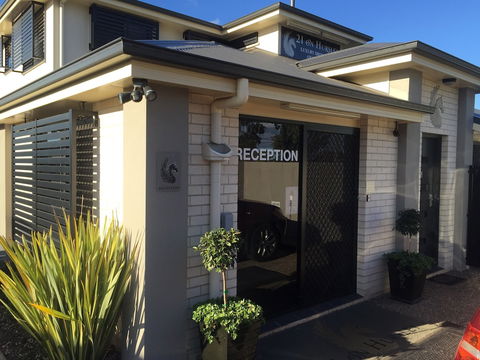 21 On Hursley Motel Apartments - Nambucca Heads Accommodation 1