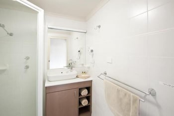 Mollymook Cove Apartments - Nambucca Heads Accommodation 6