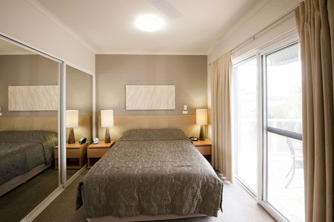 Mollymook Cove Apartments - Nambucca Heads Accommodation 5