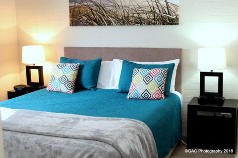 Mollymook Cove Apartments - Nambucca Heads Accommodation 1