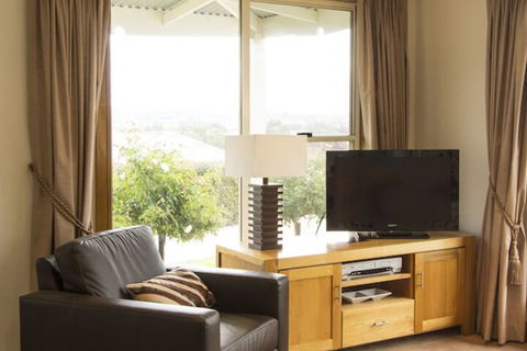 Stay Bathurst - Nambucca Heads Accommodation 4