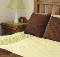 Robin Hill Retreat - Nambucca Heads Accommodation
