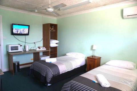 Warners Bay Hotel - Nambucca Heads Accommodation 6